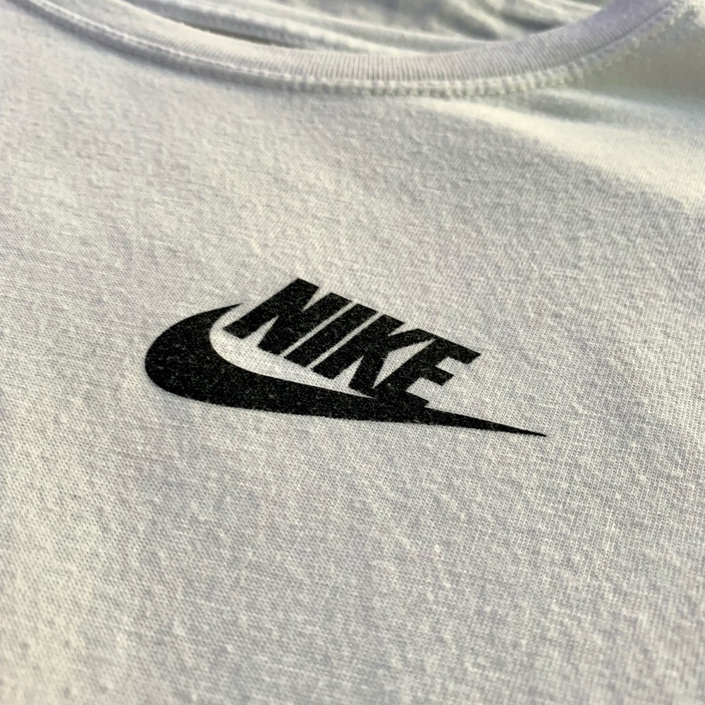 THE NIKE TEE OMBRÉ